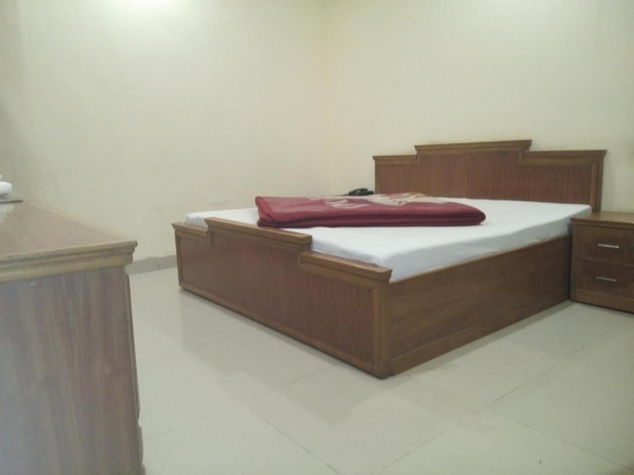 Hotel Anand Αμριτσάρ Εξωτερικό φωτογραφία